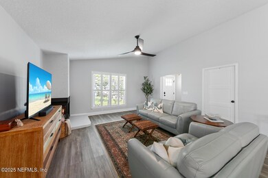 Family room 2