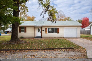 1507 Cherry St, Lamar, MO 64759 - photo 2