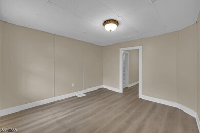 116 Mercer St unit Left, Phillipsburg, NJ 08865 - photo 2