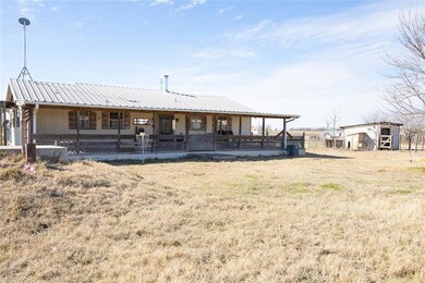 111 Alton Ln, Ennis, TX 75119 - photo 5