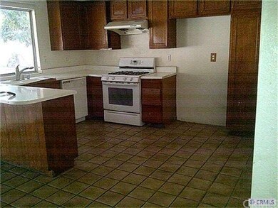 700 S Kenmore St, Anaheim, CA 92804 - photo 4