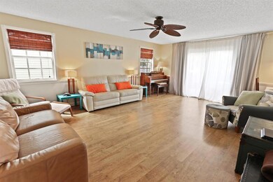 2830 Black Pine Ct, Lake Worth, FL 33462 - photo 4