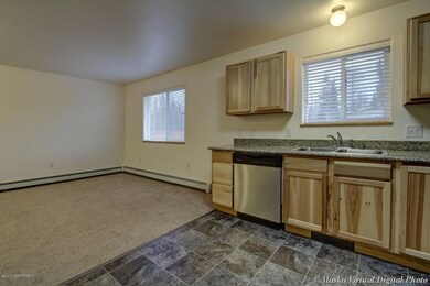 2060 Lucille - Kitchen 4