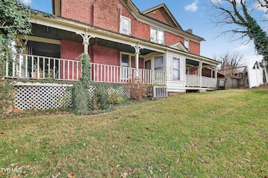 302 Front St SW, Abingdon, VA 24210 - photo 4