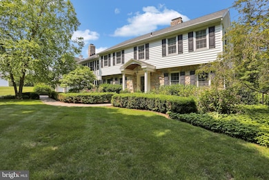 1713 Meadowlark Rd, Reading, PA 19610 - photo 2