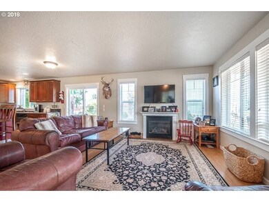 811 Washington St, Lafayette, OR 97127 - photo 5