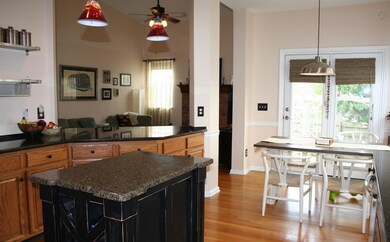 Kitchen Island 