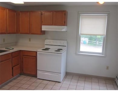 11 Memorial Dr unit 4B, Rutland, MA 01543 - photo 5