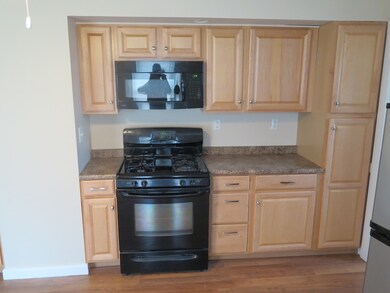 546 E 6th St unit 3, Boston, MA 02127 - photo 2