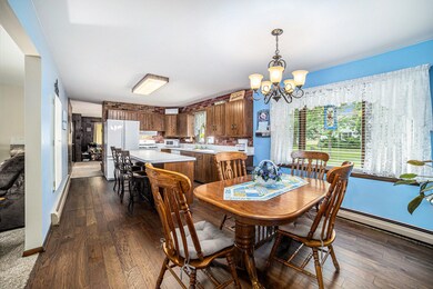 557 Broad Ave, Manistee, MI 49660 - photo 6