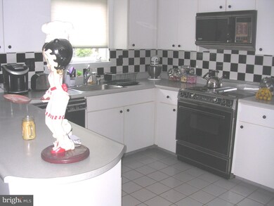 unlisted-address, Lafayette Hill, PA 19444 - photo 6