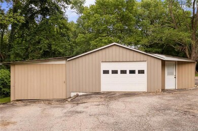 301 Broekers Ln, New Albany, IN 47150 - photo 5