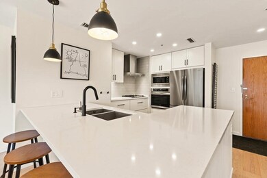 Thomas Graves Landing unit 707, Cambridge, MA 02141 - photo 4