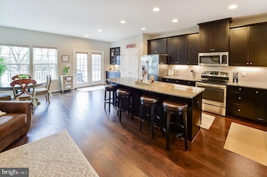 1809 Honeysuckle Ct, Downingtown, PA 19335 - photo 4