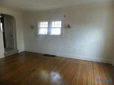 2053 Talbot St, Toledo, OH 43613 - photo 3
