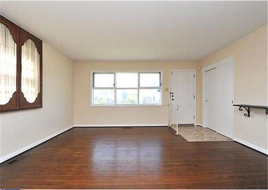 404 Portland Dr, Broomall, PA 19008 - photo 2