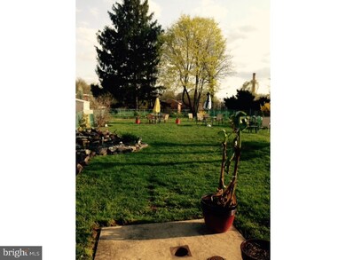 3640 Genesee Dr, Philadelphia, PA 19154 - photo 3