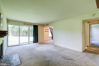 102 Duvall Ln unit 103, Gaithersburg, MD 20877 - photo 7