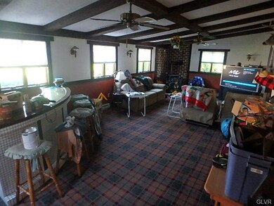 5407 Summit St, Whitehall, PA 18052 - photo 4