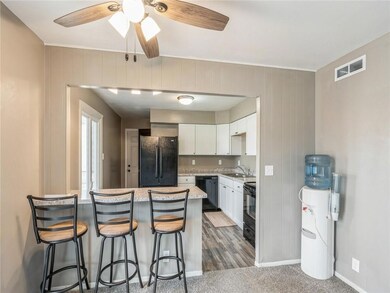 121 W Washington St, Colfax, IA 50054 - photo 6