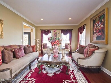 9 Hedgerow Ln, Manalapan, NJ 07726 - photo 4