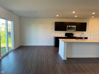 1044 Supernova Dr, Franklin, IN 46131 - photo 6