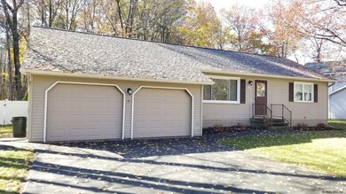 96 Wineberry Ln, Ballston Spa, NY 12020 - photo 2