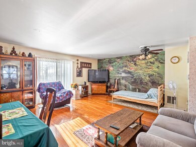 7615 Lotus Ct, Laurel, MD 20707 - photo 3