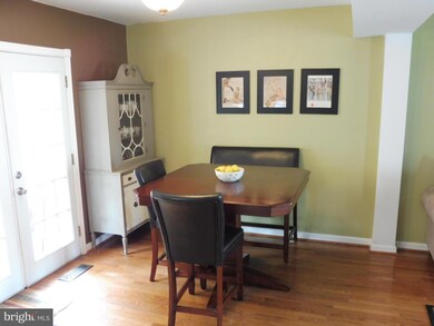 12803 Kitchen House Way, Germantown, MD 20874 - photo 4