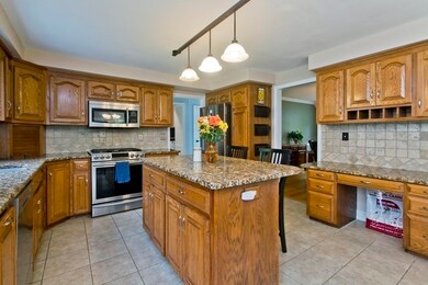 237 Westerly Cir, Ludlow, MA 01056 - photo 5