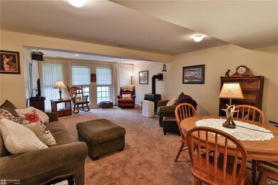 4072 Tournament Ct, Center Valley, PA 18034 - photo 5