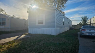4444 S West St unit 9, Wichita, KS 67217 - photo 2