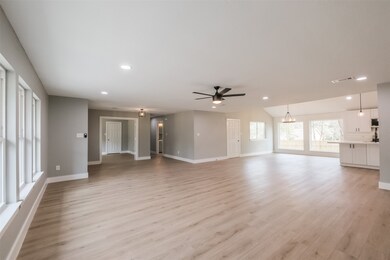 31236 Quinn Rd, Tomball, TX 77375 - photo 6