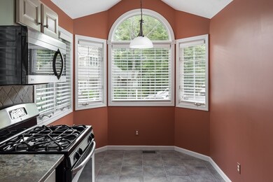 4 Lilac Ct, Hopkinton, MA 01748 - photo 7