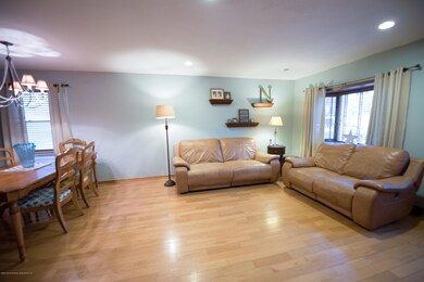 348 Fairbanks Ave, Staten Island, NY 10306 - photo 3