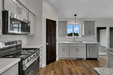 1928 Sandstone Loop S, Sartell, MN 56377 - photo 6