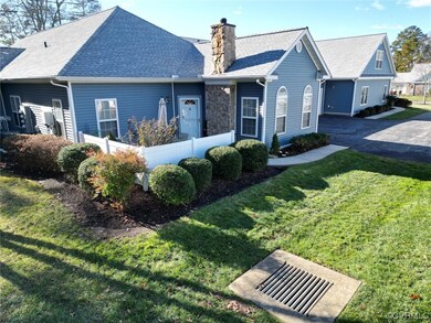 View of front of house featuring a front yard