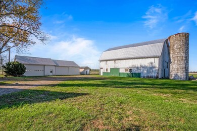 Garage/Barn