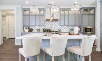 Social Kitchen with Island for 5 or 6