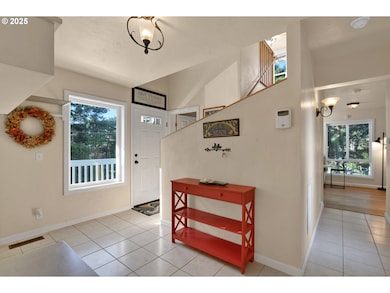 4567 Heceta St, Florence, OR 97439 - photo 3