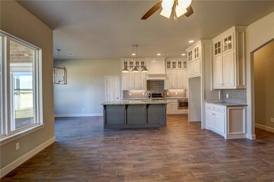 5509 Painted Pony Rd, Warr Acres, OK 73132 - photo 5