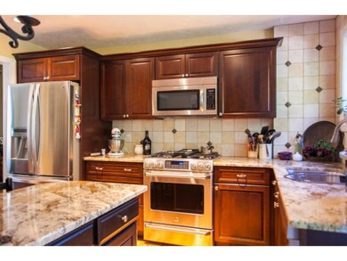 115 Rockingham Rd, Londonderry, NH 03053 - photo 2