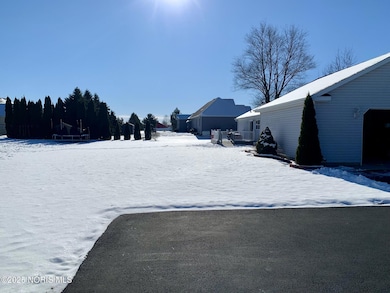 27800 E Broadway St, Walbridge, OH 43465 - photo 7