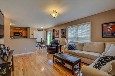 7 Forest Lake Dr, Asheville, NC 28803 - photo 6