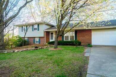 807 Cypress Dr, Rolla, MO 65401 - photo 2