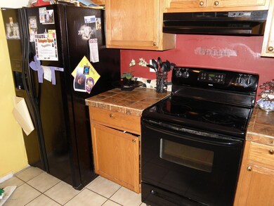 2736 Columbia St, Easton, PA 18045 - photo 7