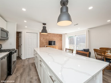 534 E Main St, Barrington, IL 60010 - photo 5