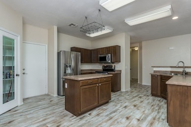 Lister Assist_Kitchen 4