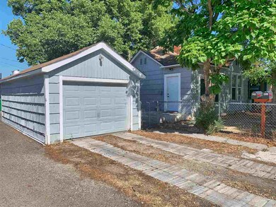 631 10th St, Sparks, NV 89431 - photo 3