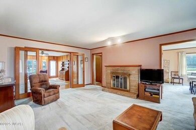 1427 Brookside Dr, Findlay, OH 45840 - photo 5